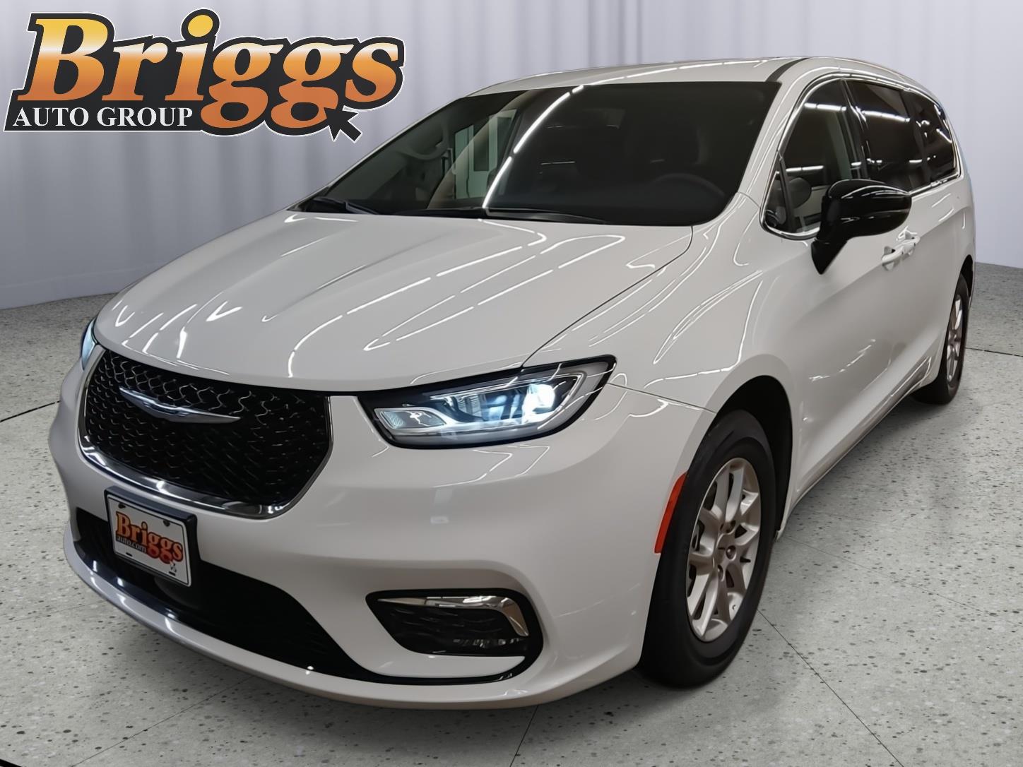 2024 Chrysler Pacifica Touring L FWD