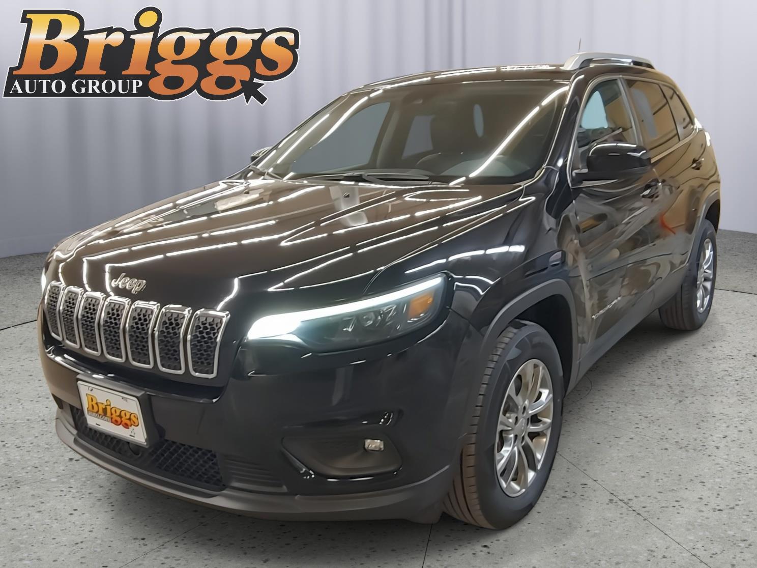 Diamond Black Crystal Pearlcoat 2021 Jeep Cherokee Latitude Lux 4WD SUV / Crossover Four-Wheel Drive 9-Speed Automatic