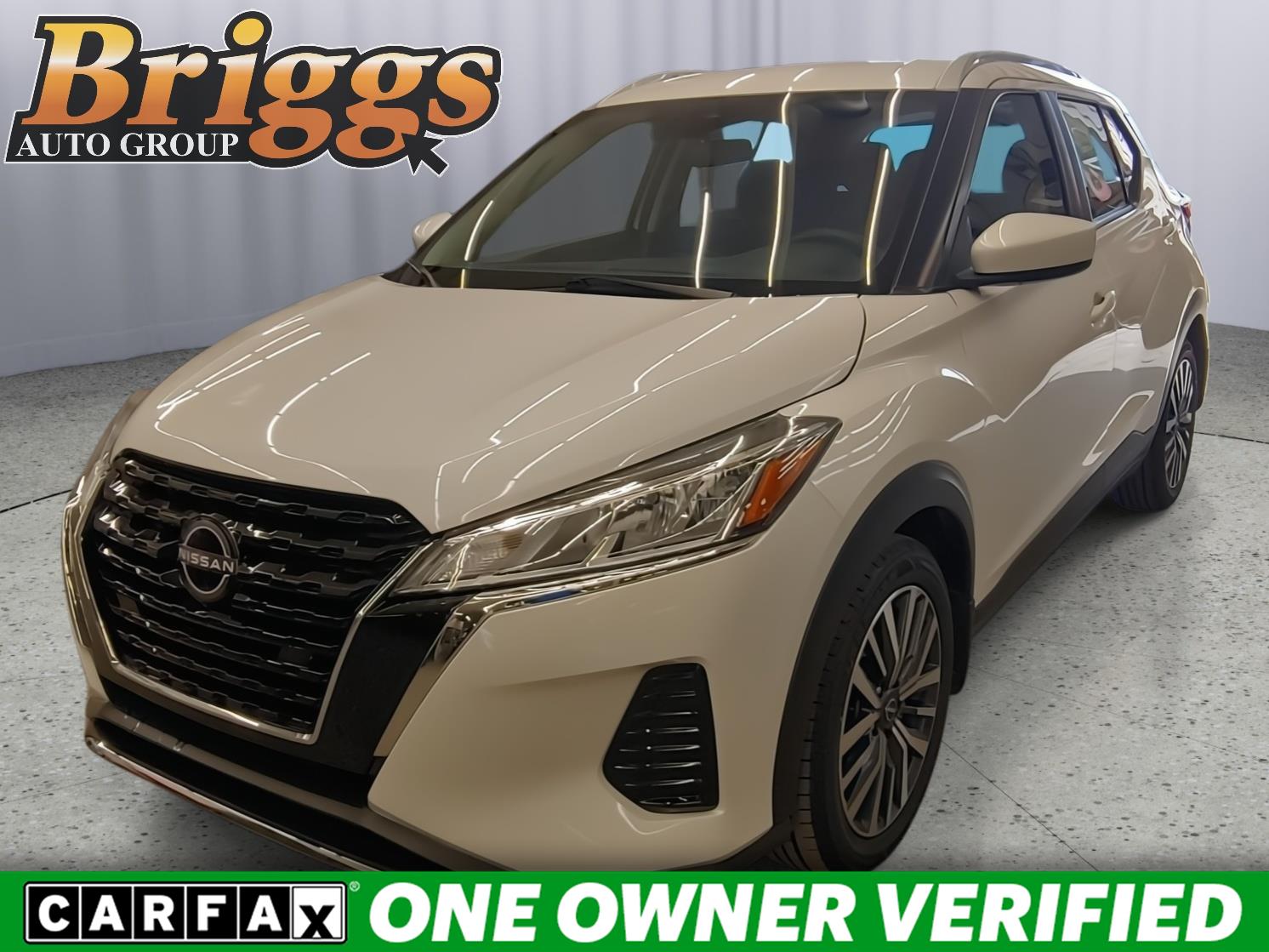 Aspen White Tricoat 2022 Nissan Kicks SV FWD SUV / Crossover Front-Wheel Drive Continuously Variable Transmission