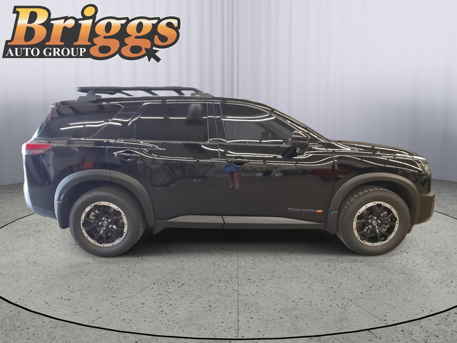 View vehicle photo 5