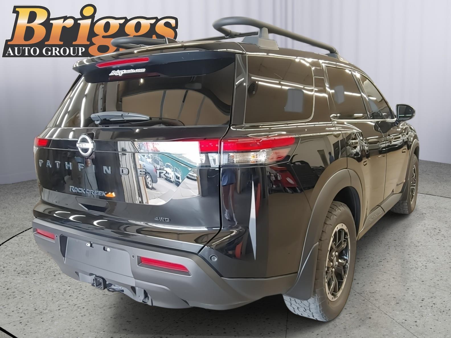 View vehicle photo 6