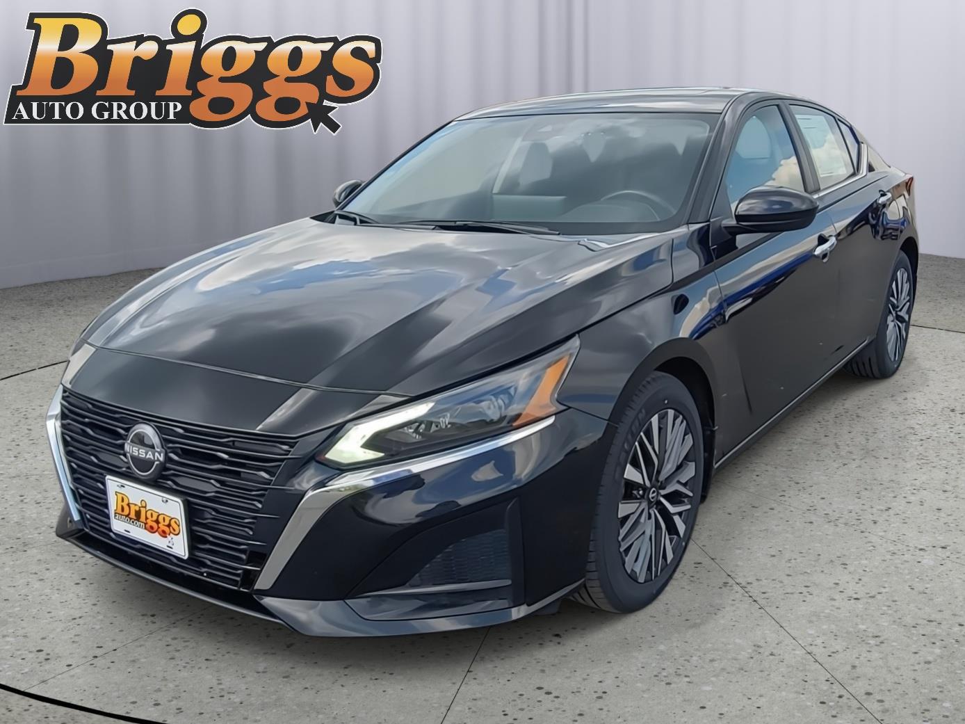 2024 Nissan Altima 2.5 SV FWD
