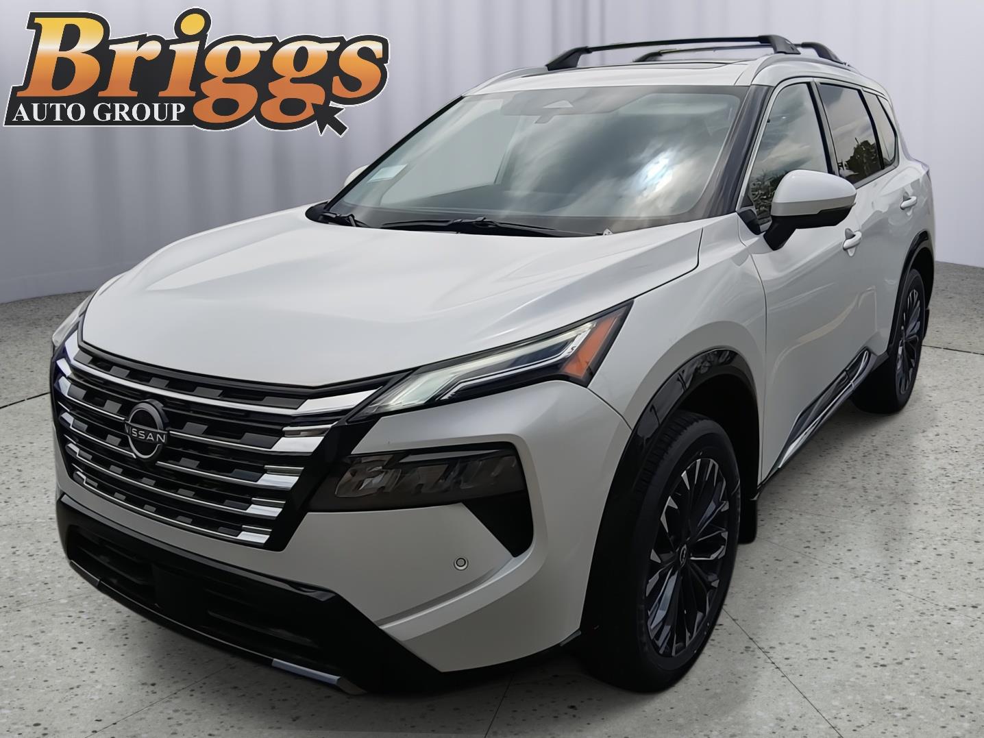 Everest White Pearl Tricoat 2026 Nissan Rogue SUV / Crossover All-Wheel Drive Continuously Variable Transmission