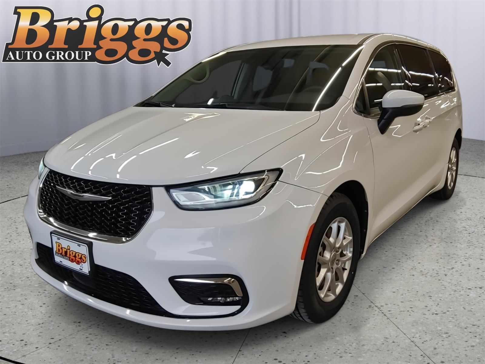 2023 Chrysler Pacifica Touring L FWD