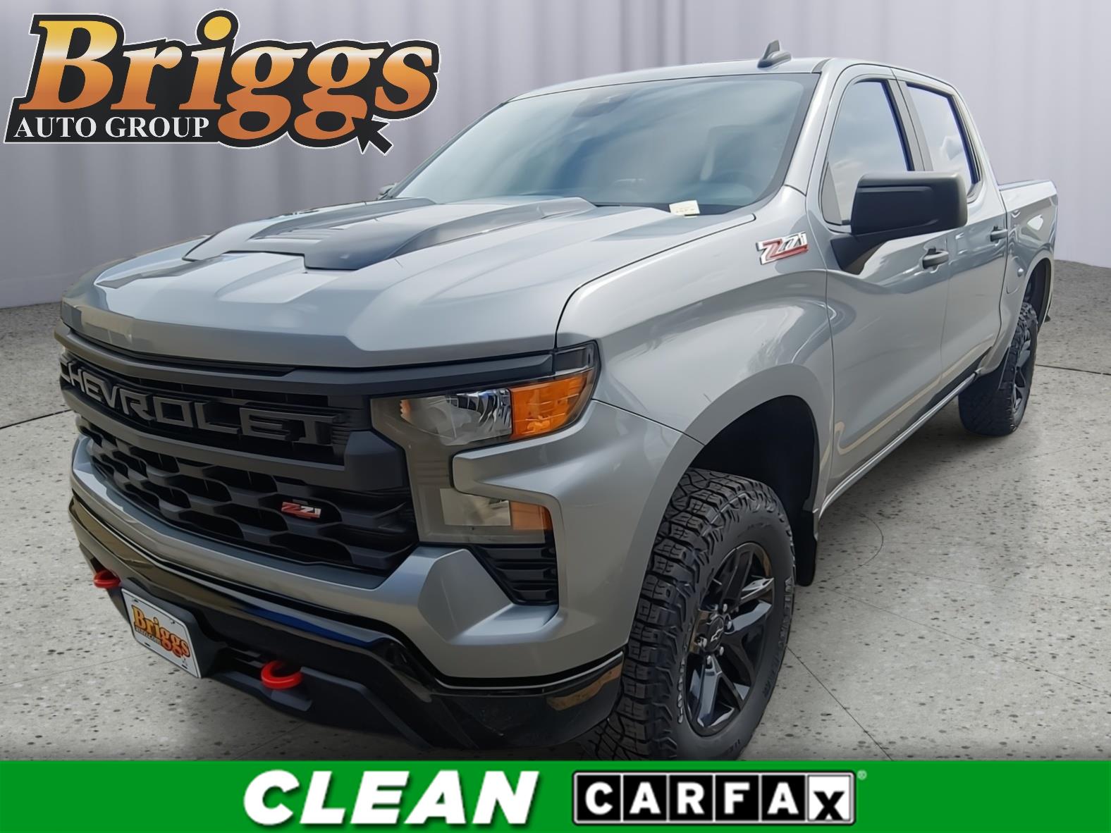 Sterling Gray Metallic 2023 Chevrolet Silverado 1500 Custom Trail Boss Crew Cab 4WD Pickup Truck Four-Wheel Drive 8-Speed Automatic
