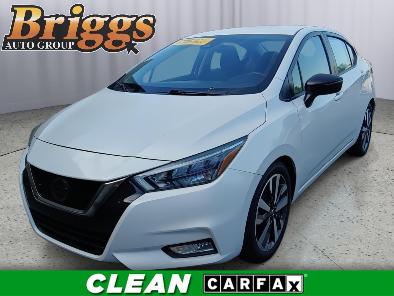 Aspen White TriCoat Pearl 2020 Nissan Versa SR FWD Sedan Front-Wheel Drive Continuously Variable Transmission