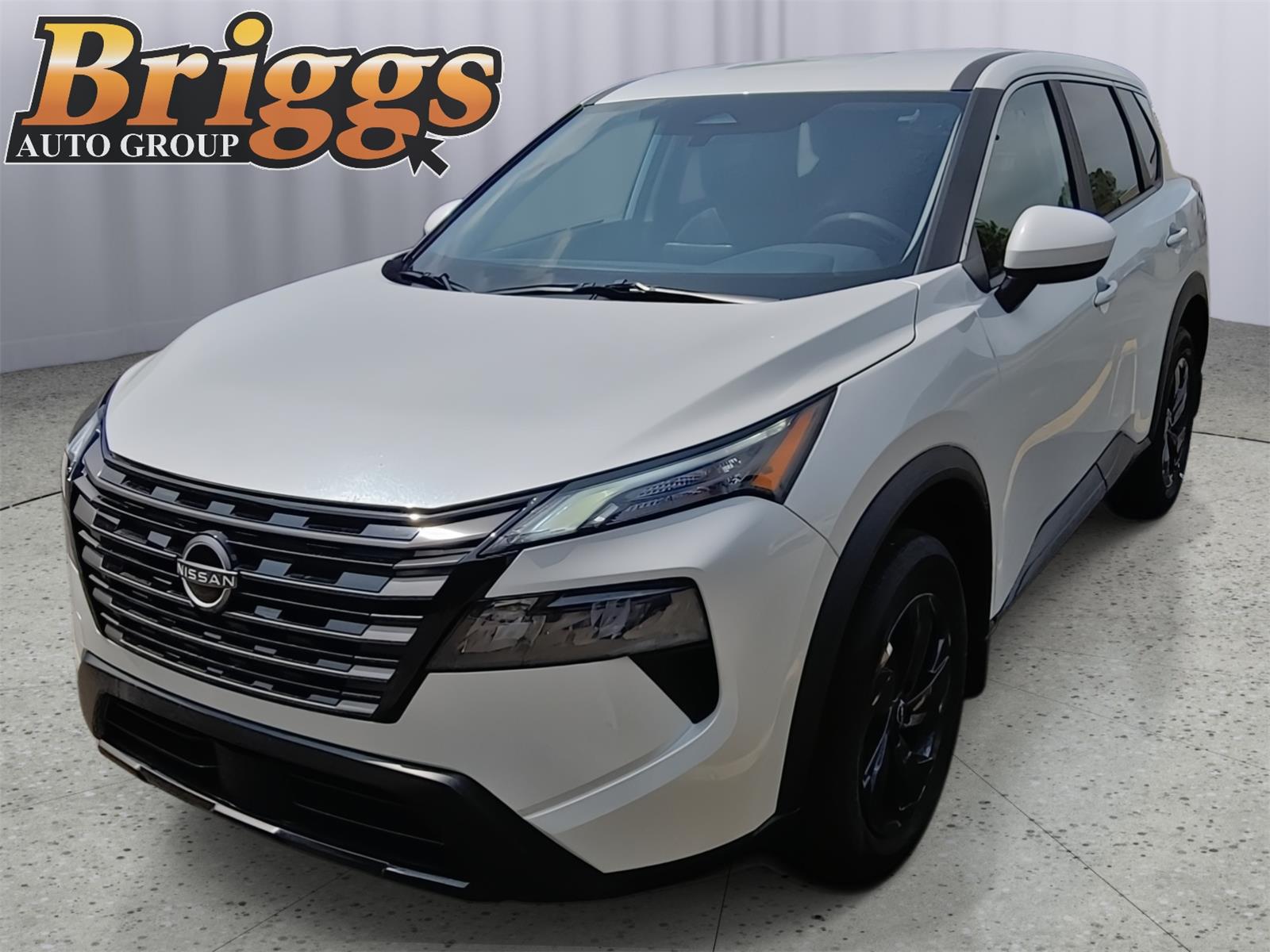 Everest White Pearl Tricoat 2026 Nissan Rogue SUV / Crossover All-Wheel Drive Continuously Variable Transmission