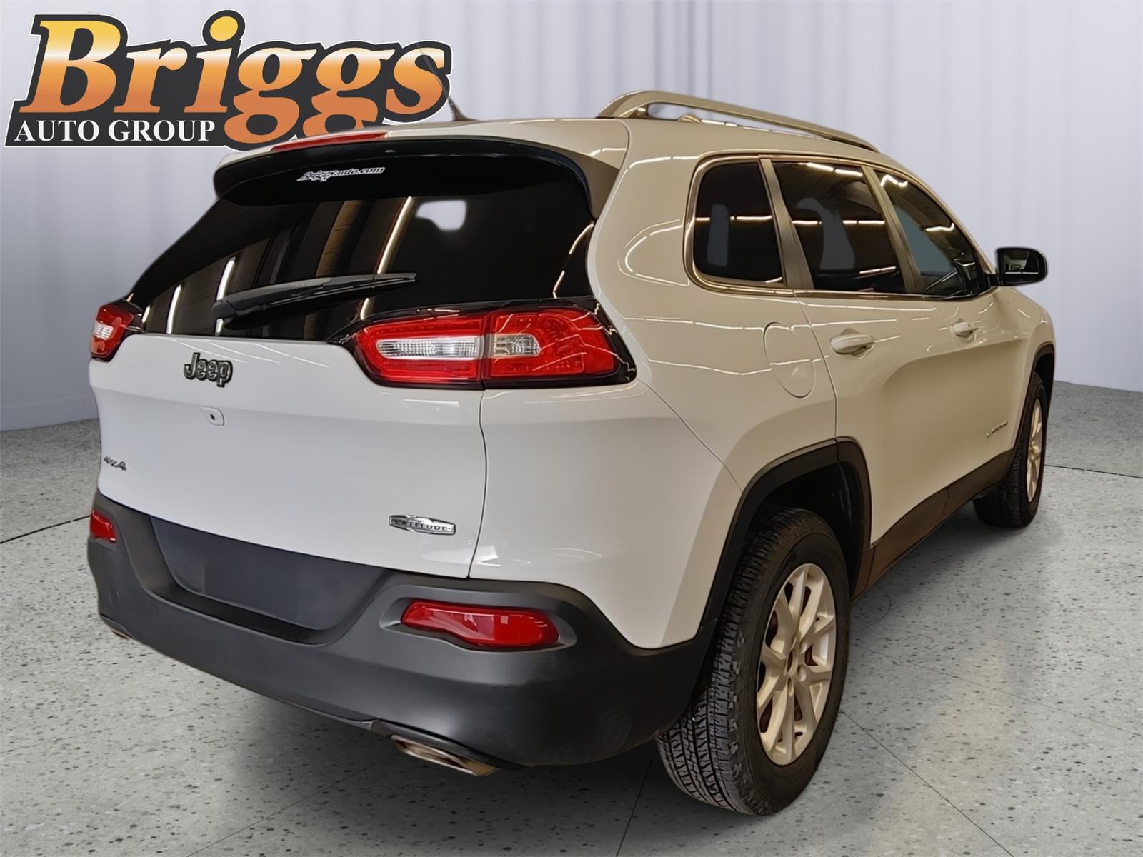 View vehicle photo 6
