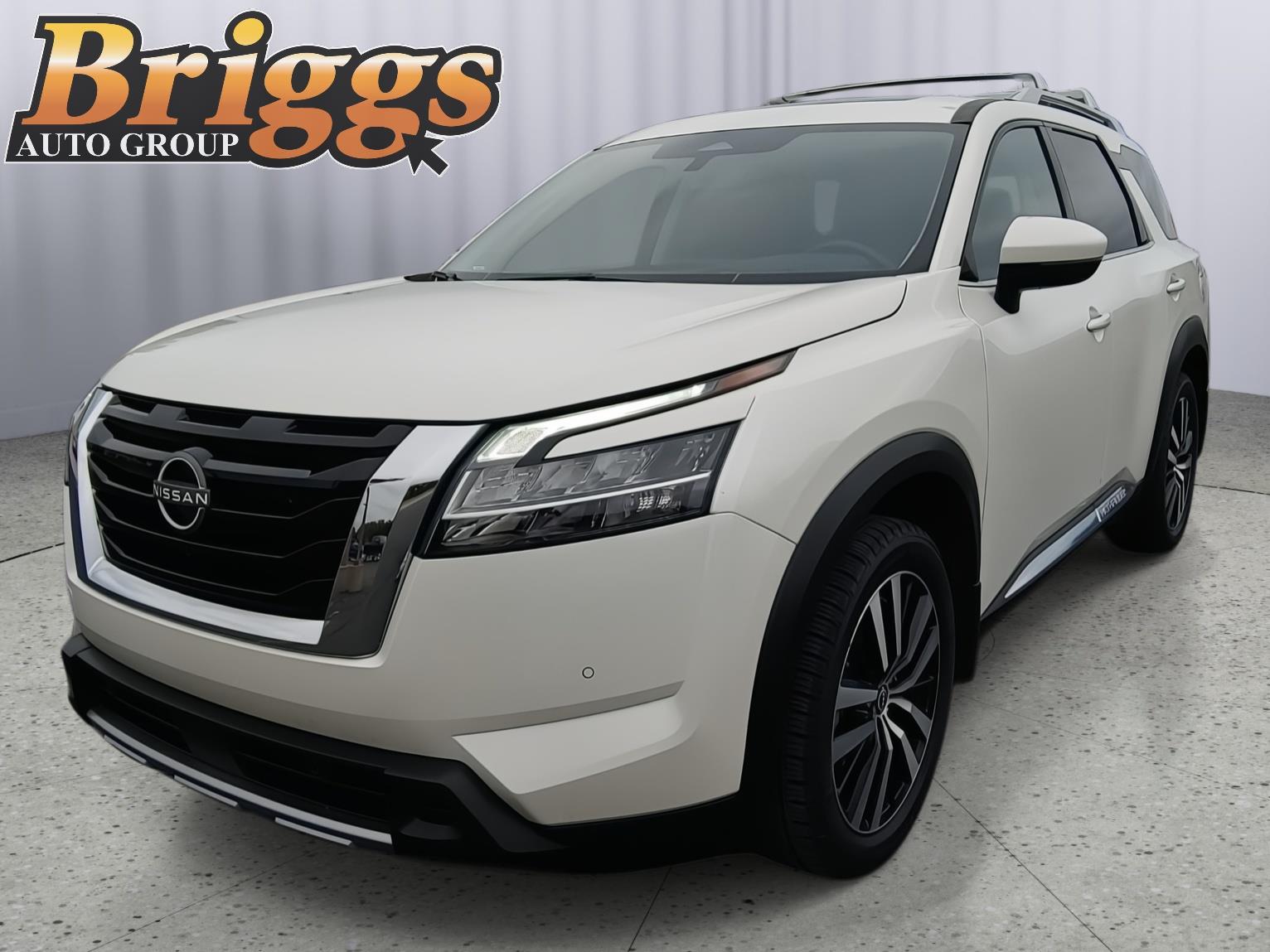 Pearl White Tricoat 2024 Nissan Pathfinder SUV / Crossover All-Wheel Drive Automatic