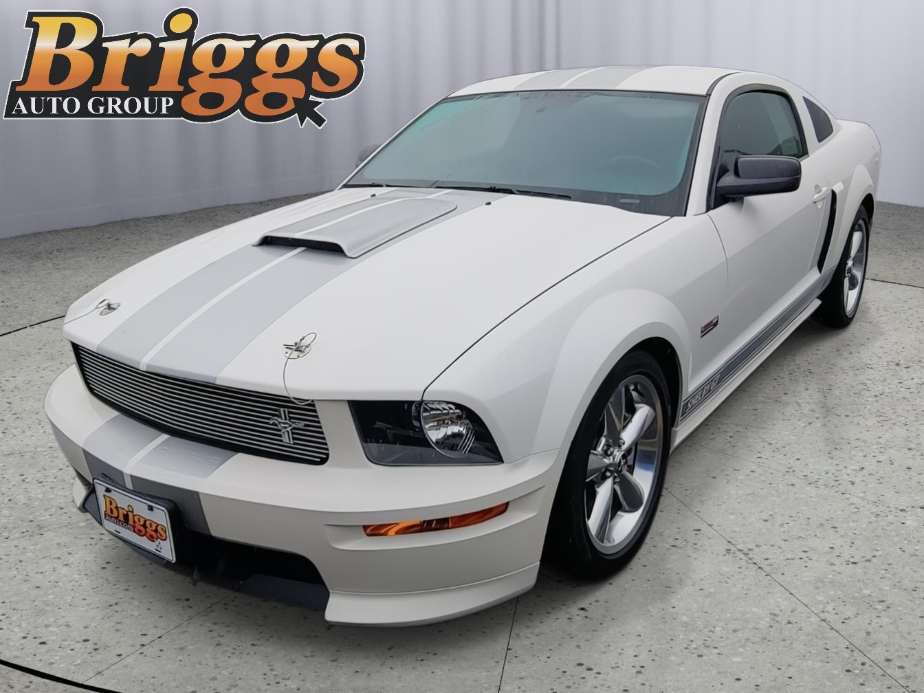 2007 Ford Mustang Coupe 5-Speed Manual