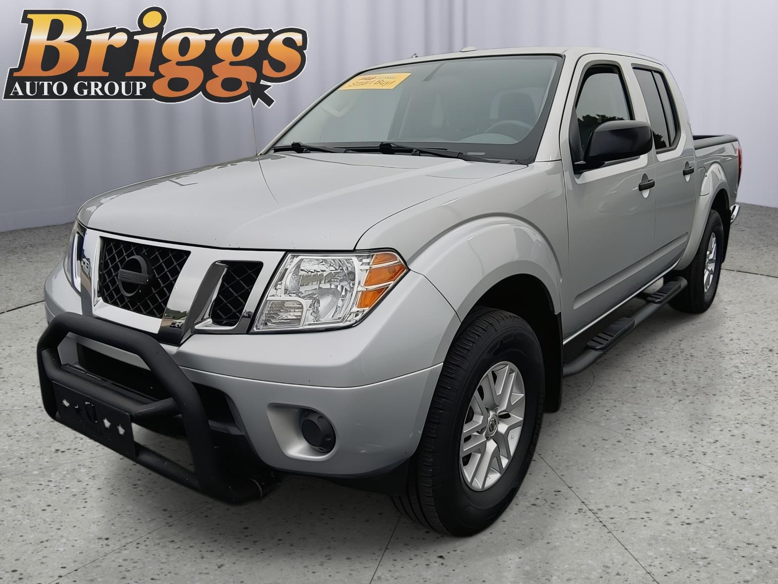 Brilliant Silver 2017 Nissan Frontier Pickup Truck Four-Wheel Drive Automatic