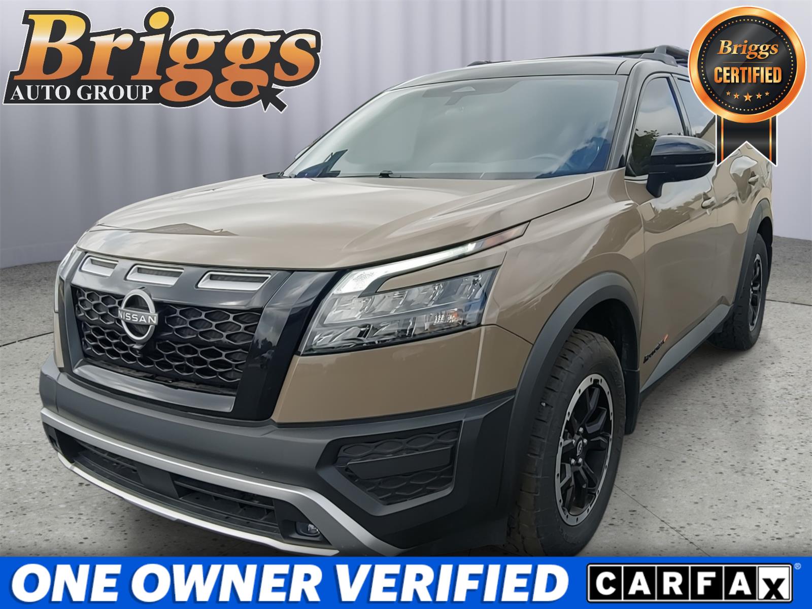 Baja Storm/Super Black Roof 2024 Nissan Pathfinder SUV / Crossover All-Wheel Drive Automatic
