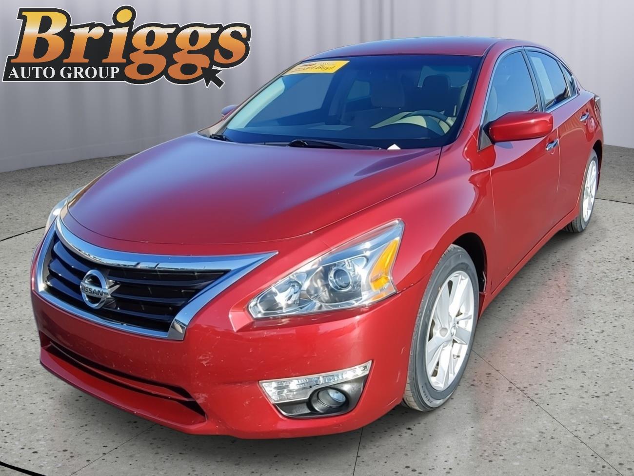 Cayenne Red 2015 Nissan Altima Sedan Front-Wheel Drive Continuously Variable Transmission