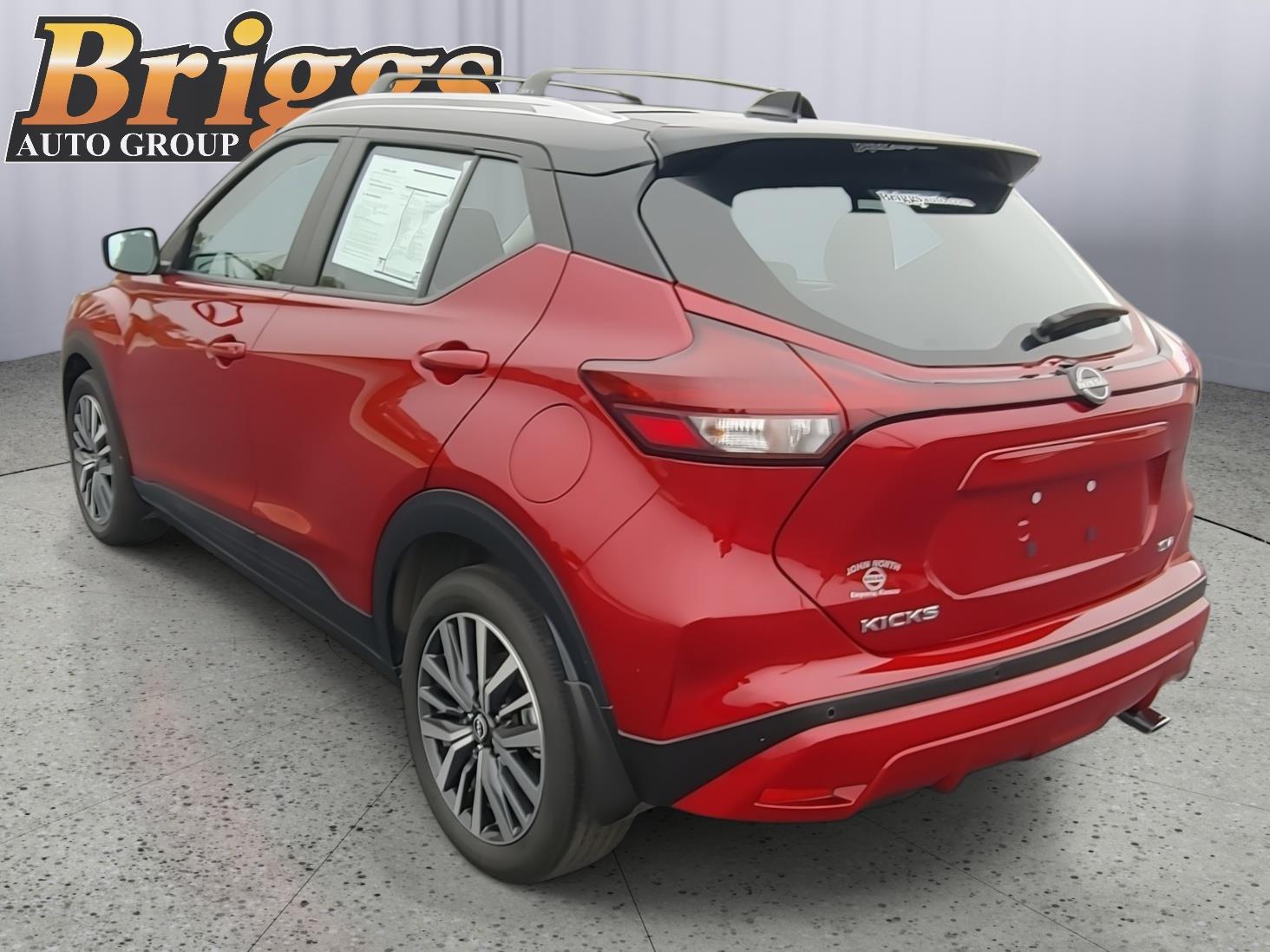 Red (Scarlet Ember Tintcoat/Super Black) 2022 Nissan Kicks SUV / Crossover Front-Wheel Drive Continuously Variable Transmission