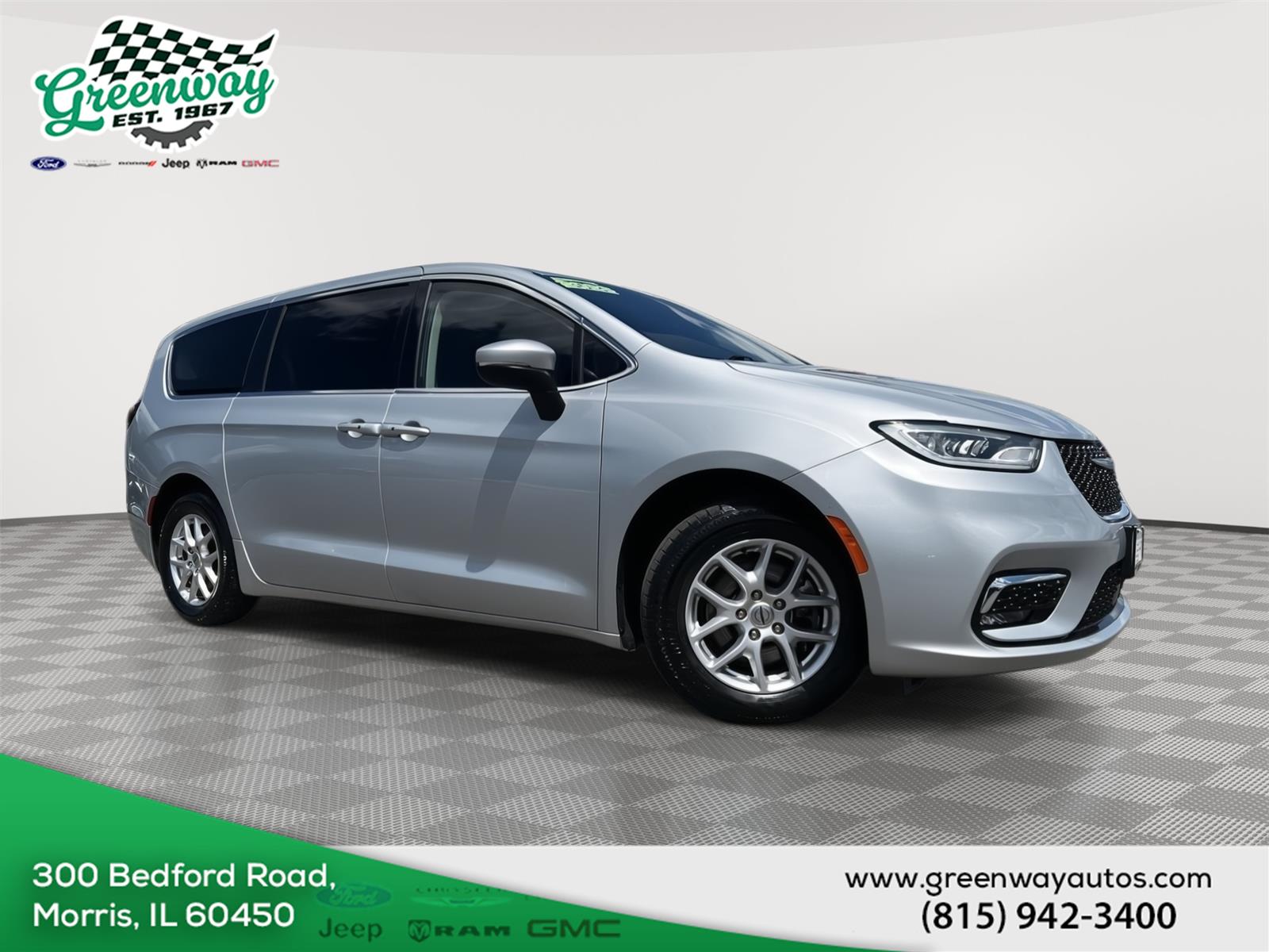 2023 Chrysler Pacifica Touring L FWD