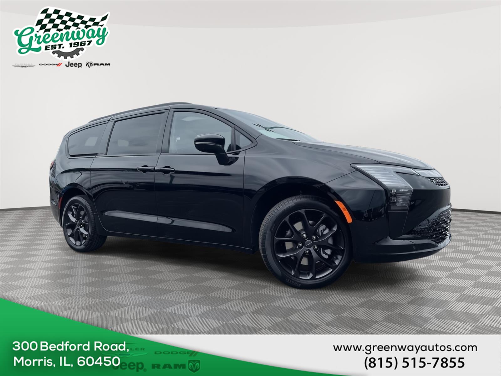 Diamond Black Crystal Pearlcoat 2027 Chrysler Pacifica Minivan All-Wheel Drive 9-Speed Automatic
