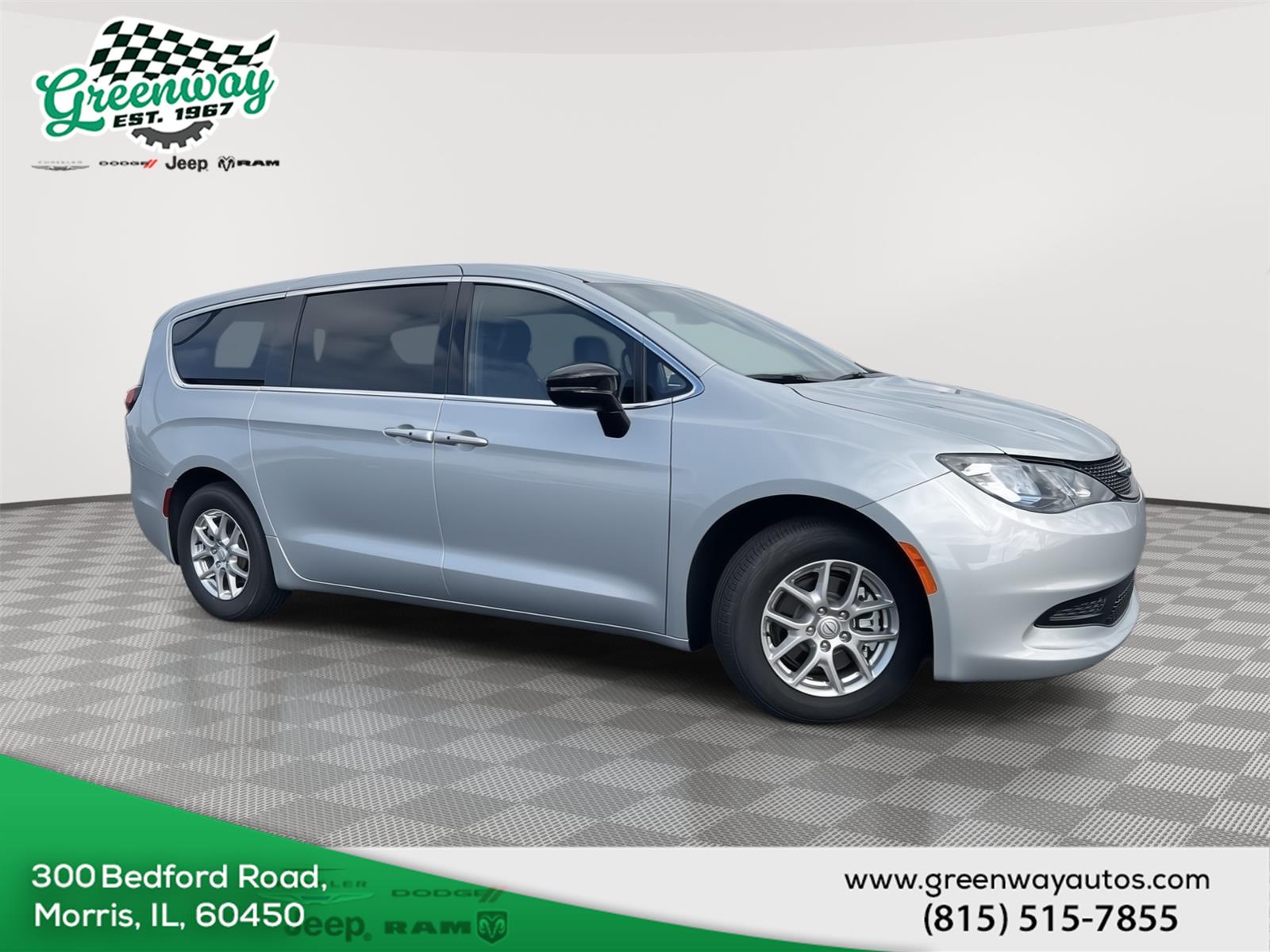 Silver Mist Clearcoat 2026 Chrysler Voyager Minivan Front-Wheel Drive 9-Speed Automatic