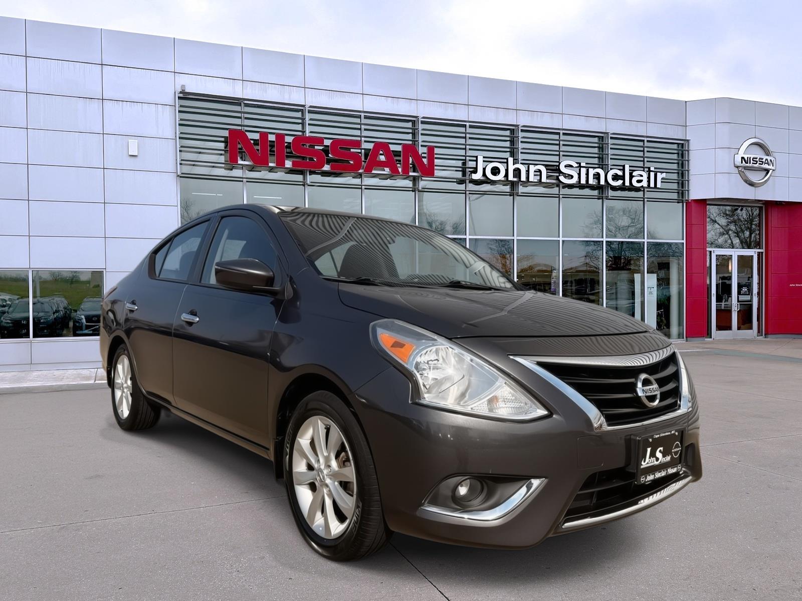 2015 Nissan Versa 1.6 SL