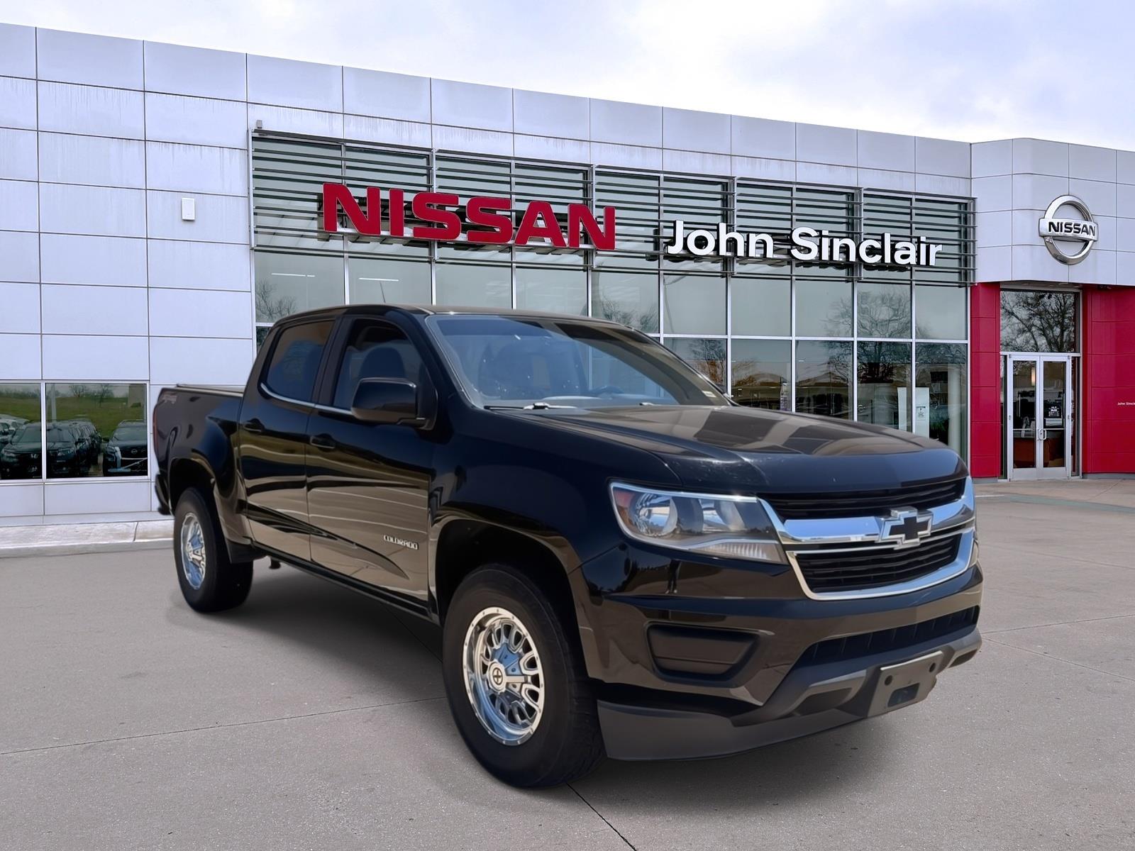 Black 2017 Chevrolet Colorado Work Truck Crew Cab 4WD Pickup Truck Four-Wheel Drive 8-Speed Automatic