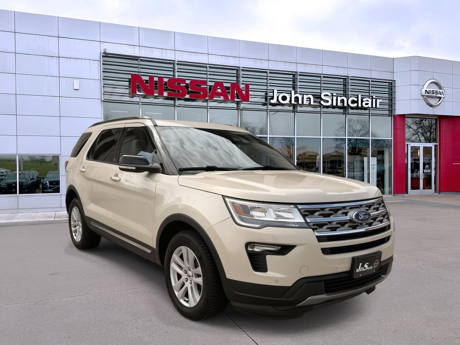 Gray (Platinum Dune Metallic Tri-Coat) 2018 Ford Explorer SUV / Crossover All-Wheel Drive 6-Speed Automatic