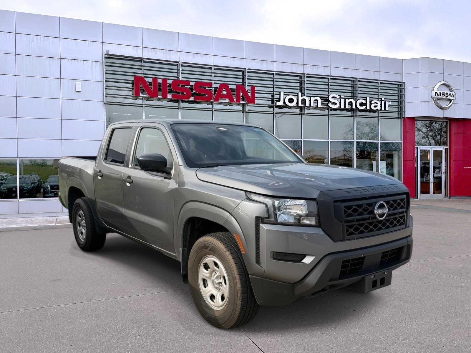 Gray (Gun Metallic) 2023 Nissan Frontier Pickup Truck Four-Wheel Drive Automatic