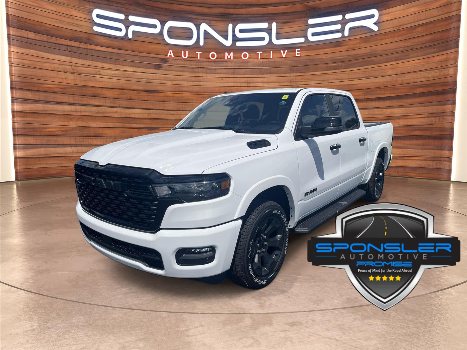 2026 RAM 1500 Blanco (Bright White Clearcoat) Camioneta Todo terreno 8 velocidades Automática