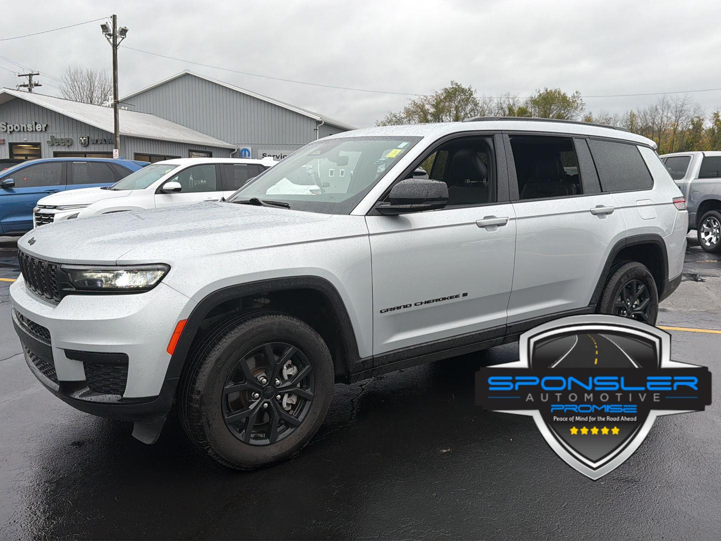 2025 Jeep Grand Cherokee L Altitude X 4WD