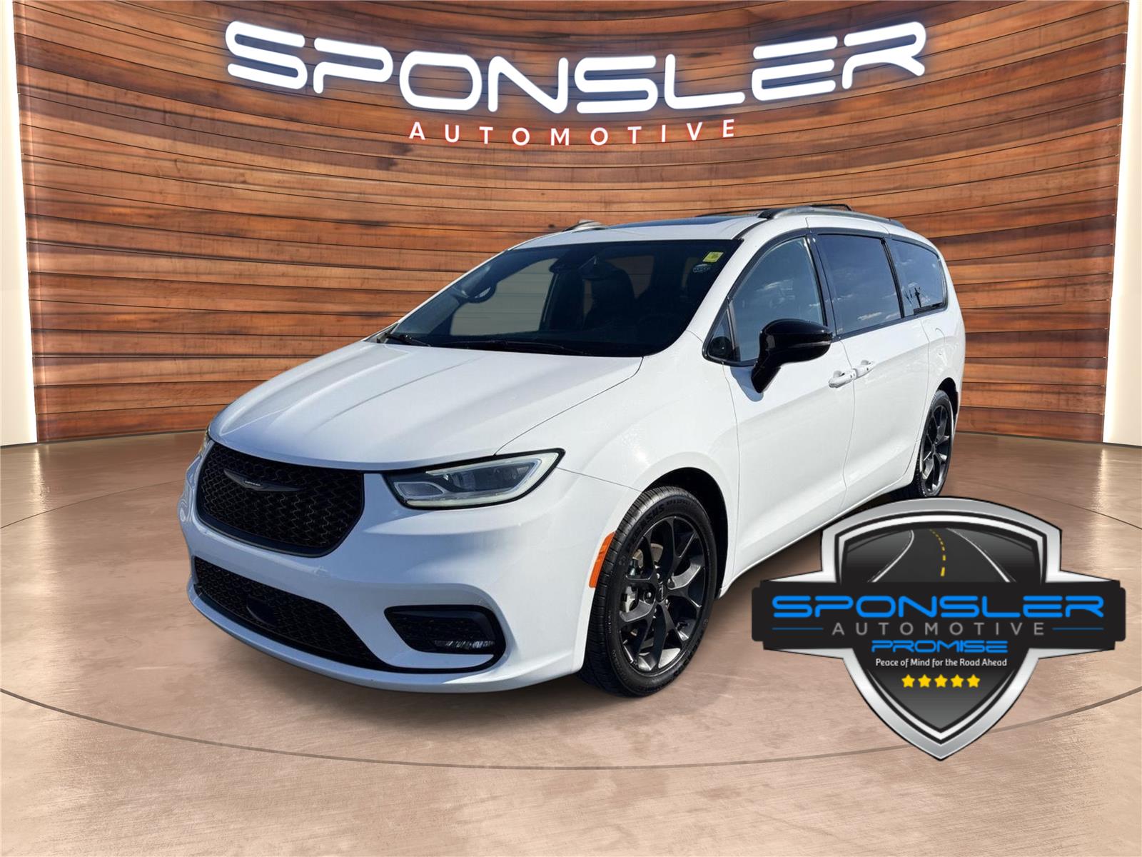 2025 Chrysler Pacifica Limited FWD