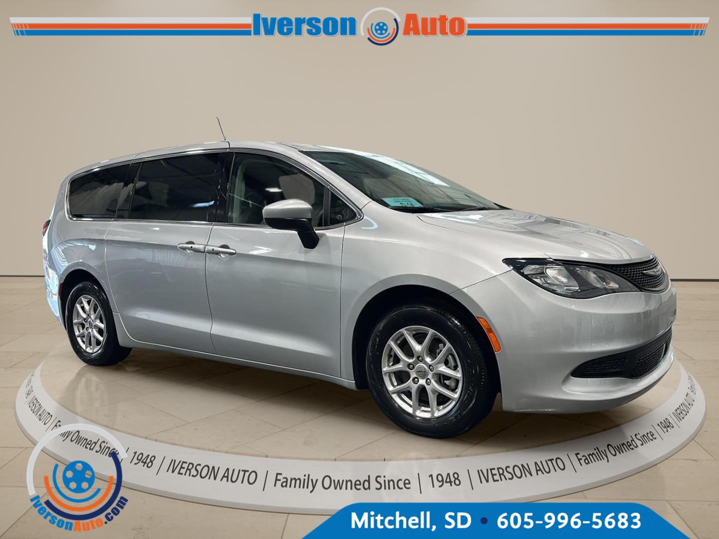 2023 Chrysler Voyager LX FWD
