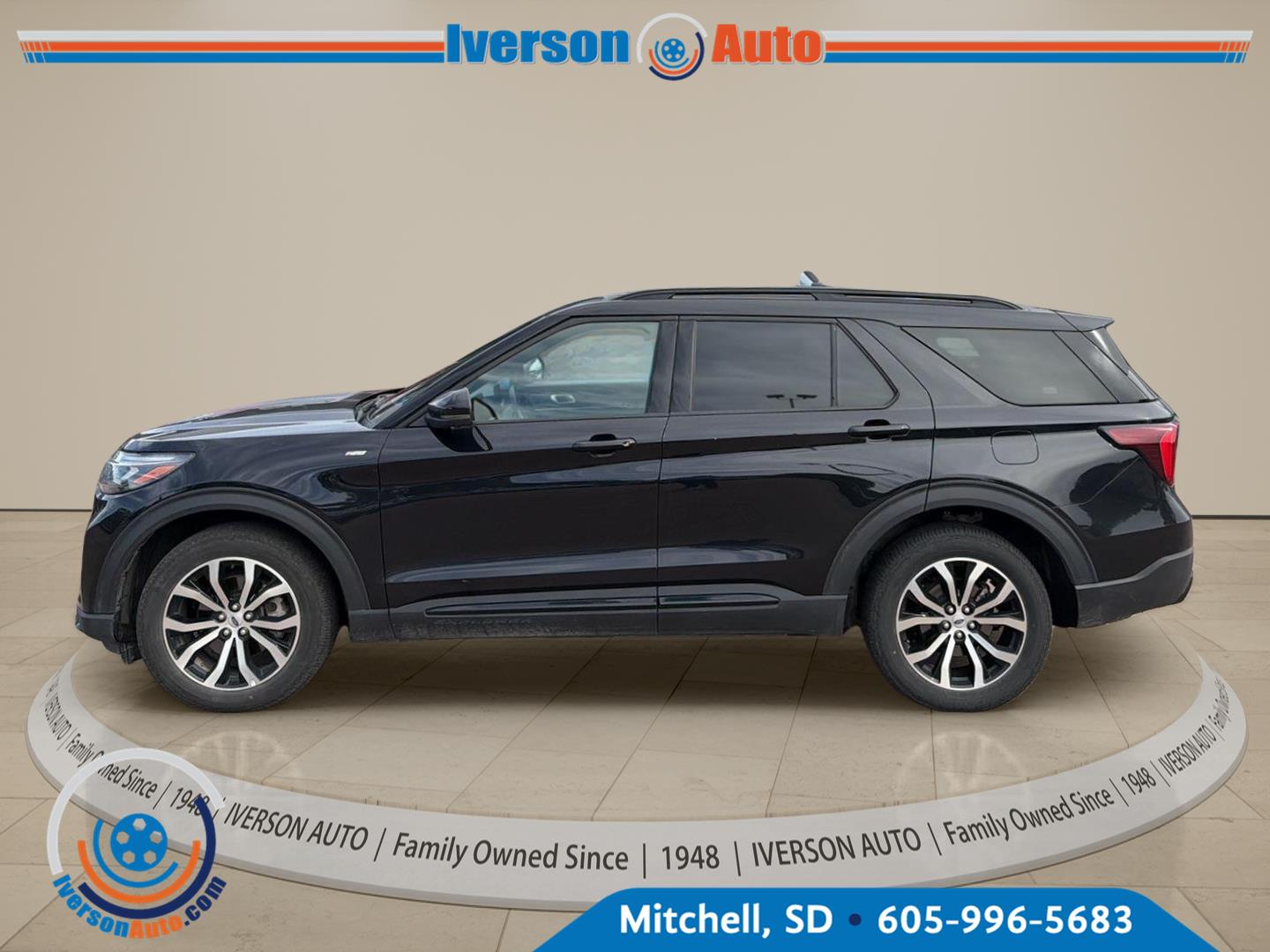 Agate Black 2025 Ford Explorer SUV / Crossover All-Wheel Drive Automatic