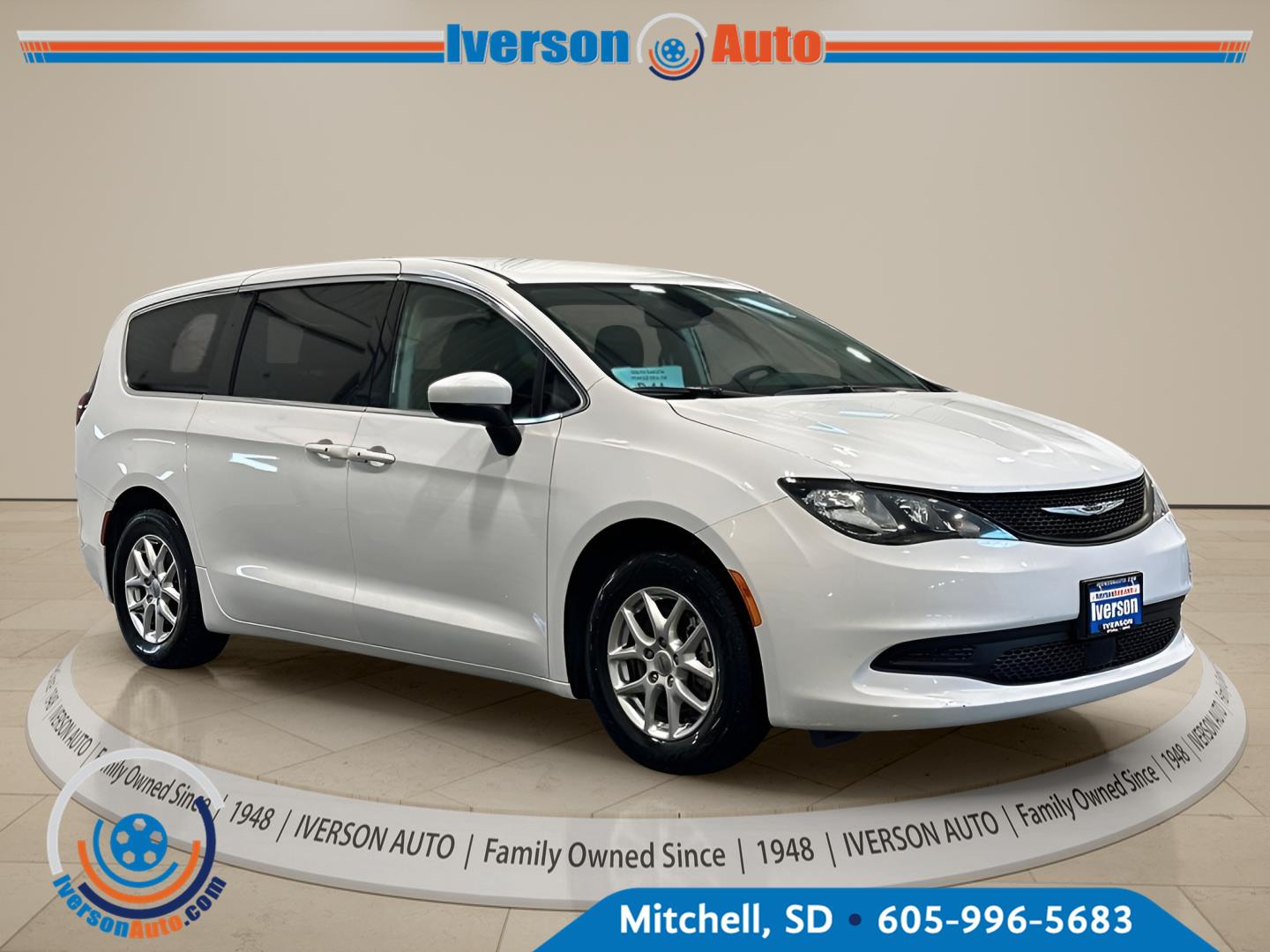 2023 Chrysler Voyager LX FWD