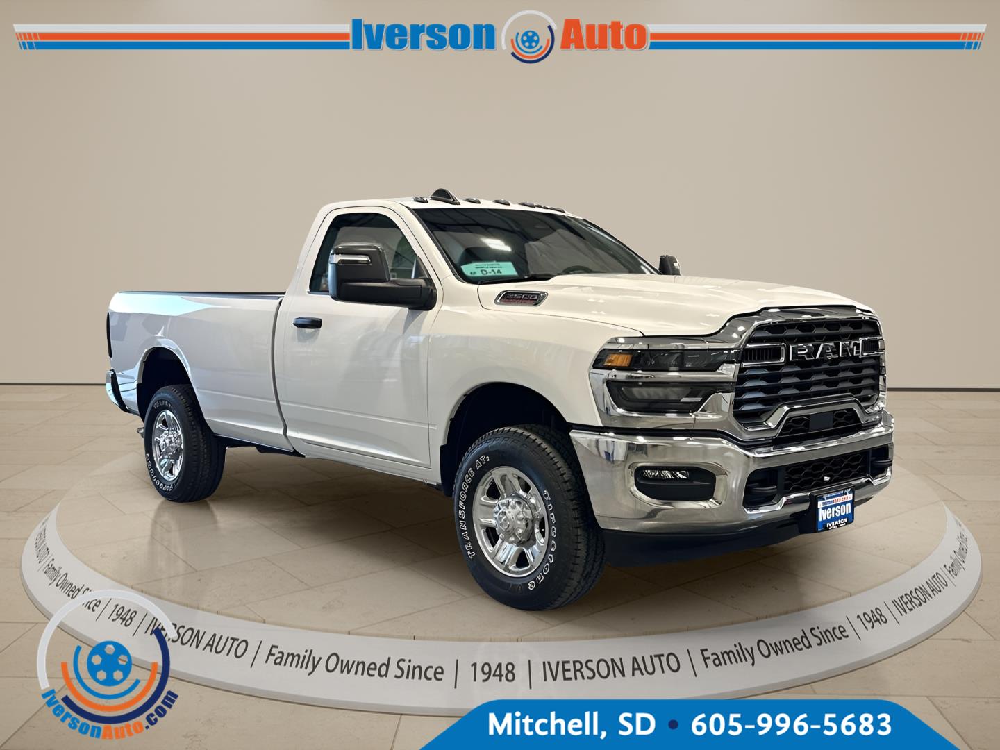 Bright White Clearcoat 2026 RAM 2500 Pickup Truck Four-Wheel Drive 8-Speed Automatic