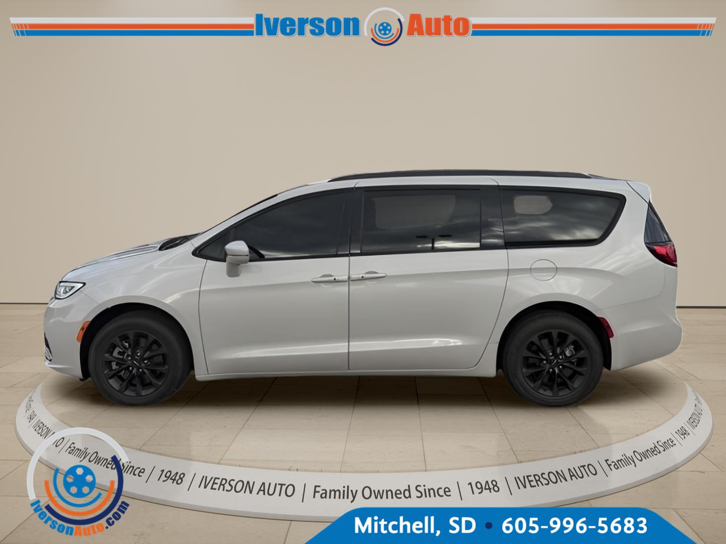  2021 Chrysler Pacifica Touring L AWD   