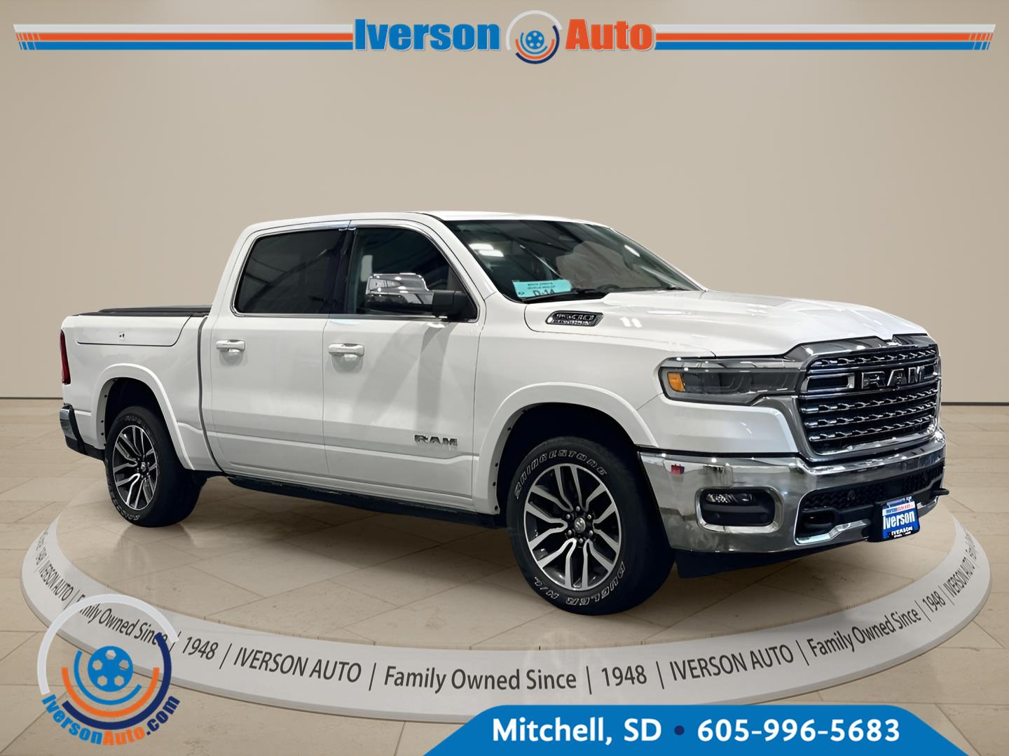 Bright White Clearcoat 2025 RAM 1500 Pickup Truck Four-Wheel Drive 8-Speed Automatic