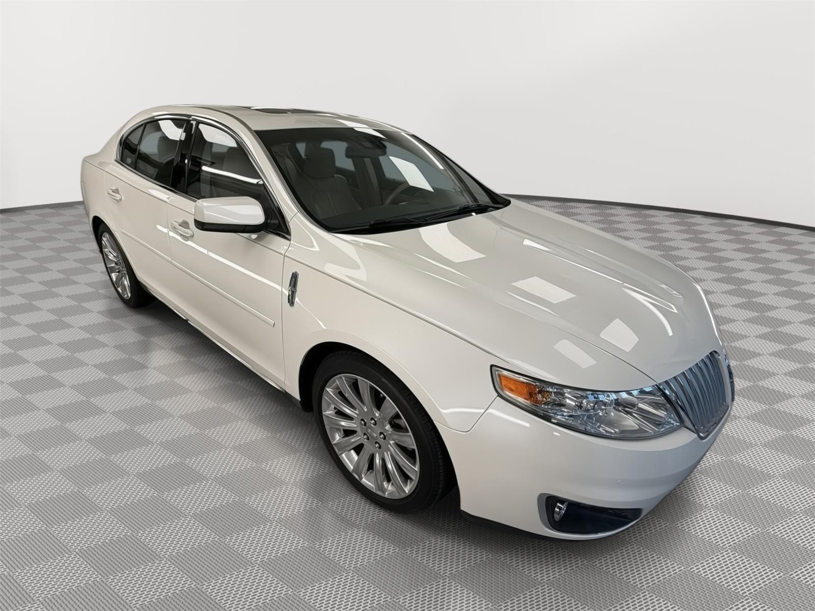 White Platinum Metallic Tri-Coat 2011 Lincoln MKS 3.7L AWD Sedan All-Wheel Drive 6-Speed Automatic