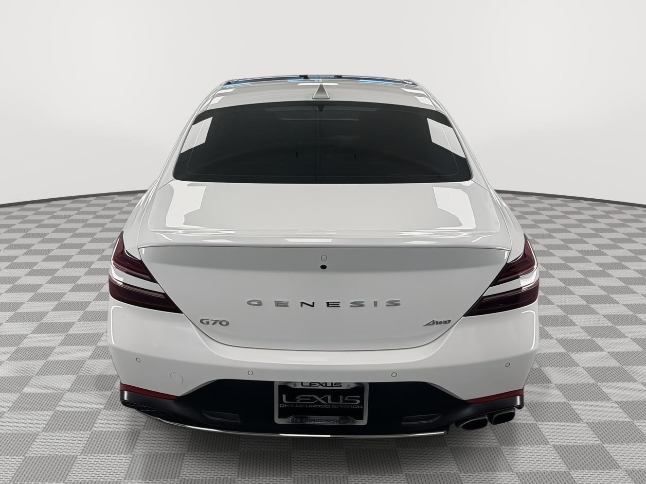 View vehicle photo 7