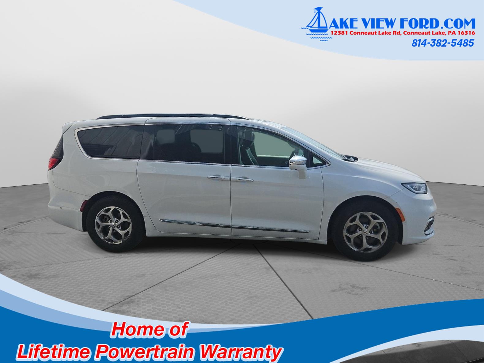 2022 Chrysler Pacifica Limited at McCandless Ford