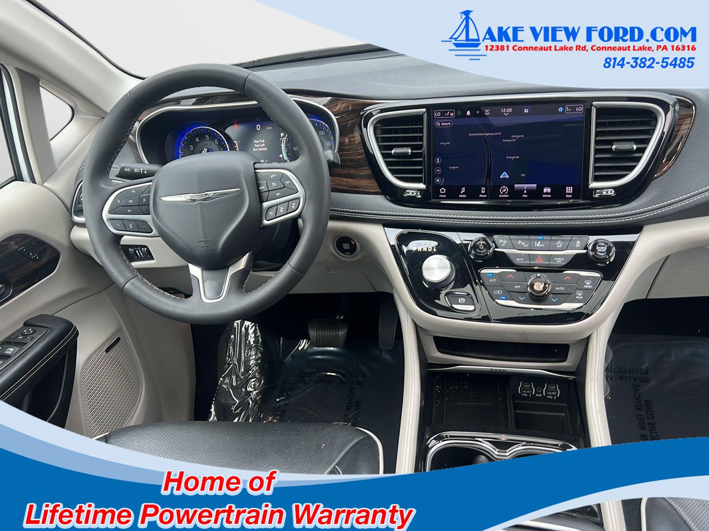 2022 Chrysler Pacifica Limited at McCandless Ford