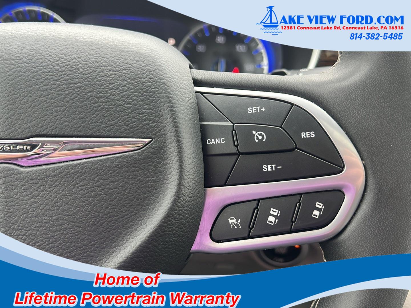 2022 Chrysler Pacifica Limited at McCandless Ford