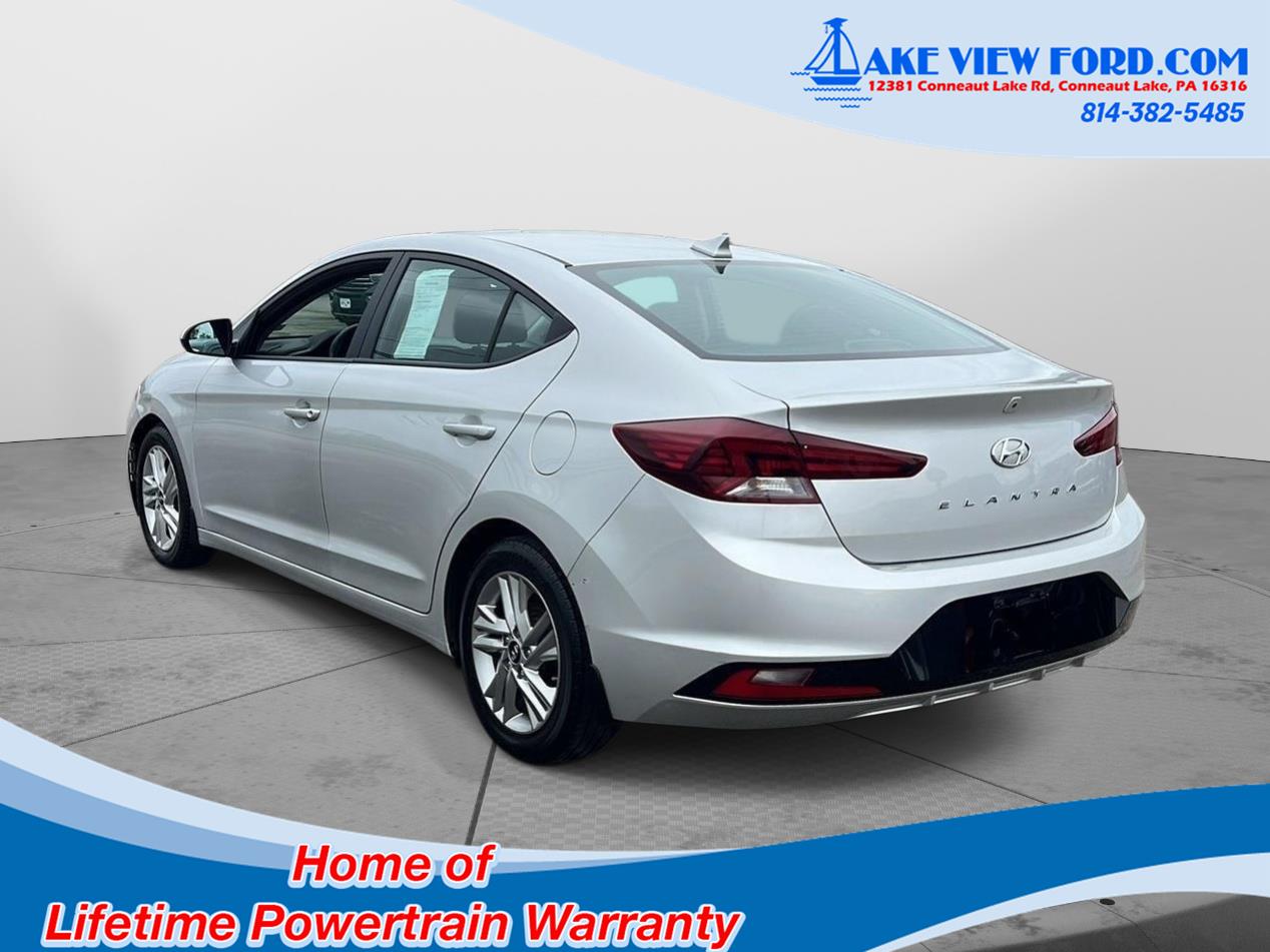 2020 Hyundai Elantra SEL - 11
