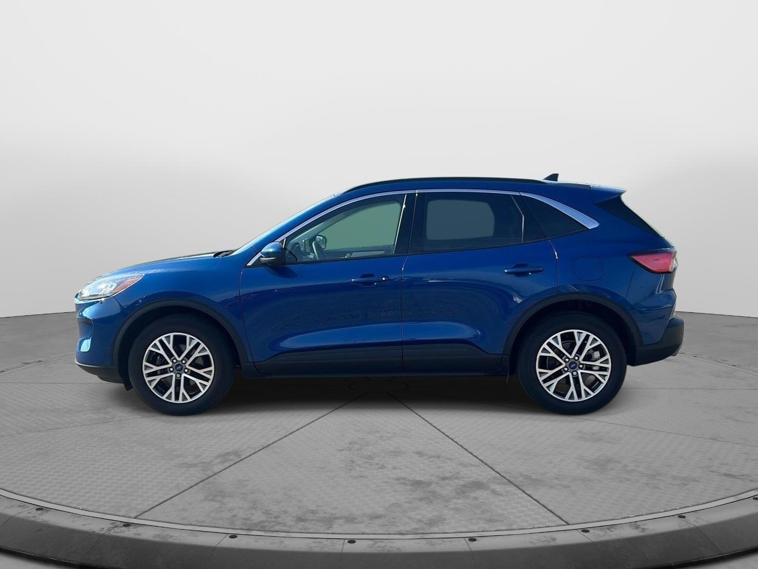2022 Ford Escape photo 16 of 39