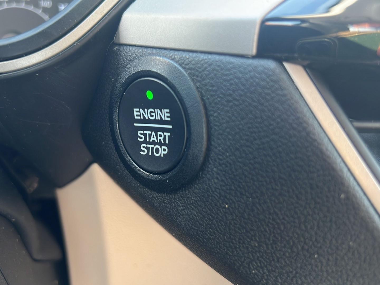 2022 Ford Escape photo 30 of 39