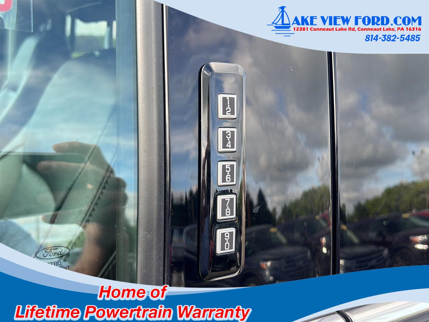 2022 Ford F-150 LARIAT at Lake View Ford