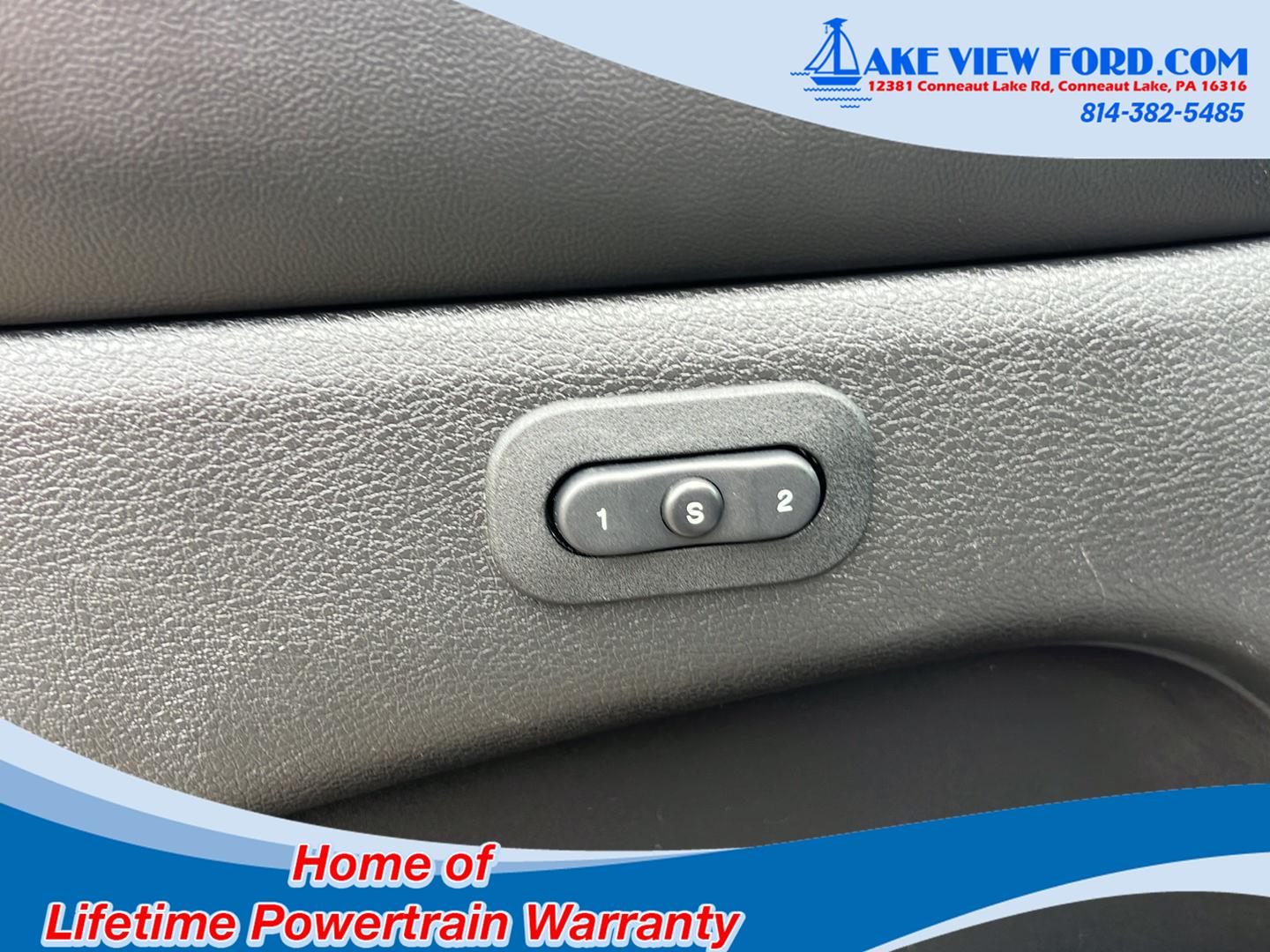 2015 Jeep Grand Cherokee Limited at Humes CDJR