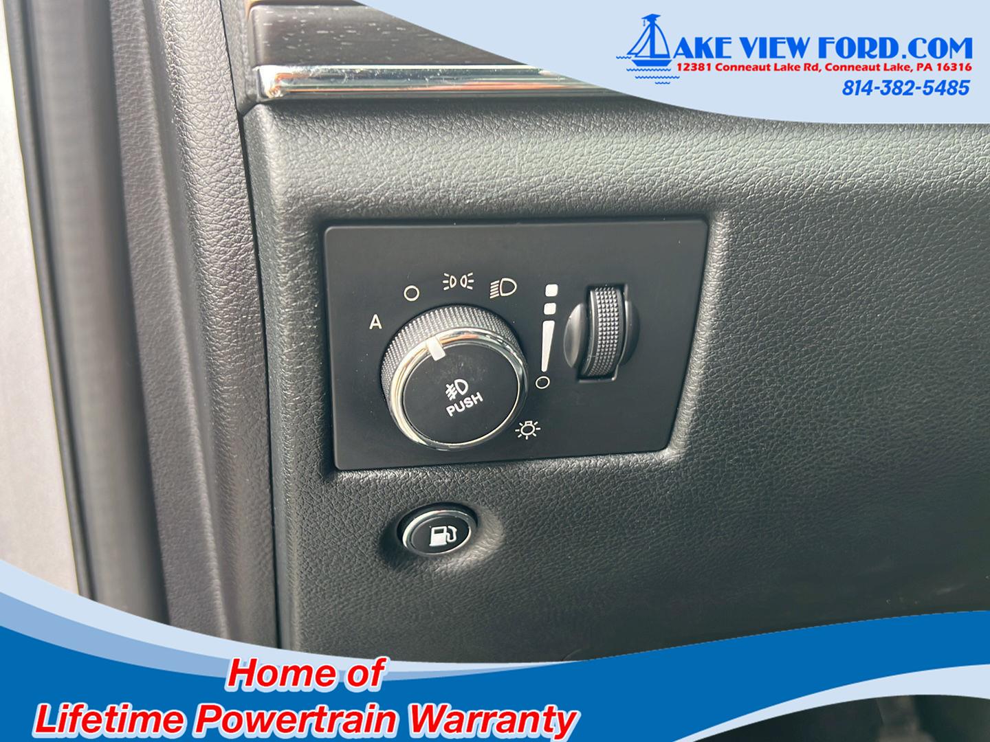 2015 Jeep Grand Cherokee Limited at Humes CDJR