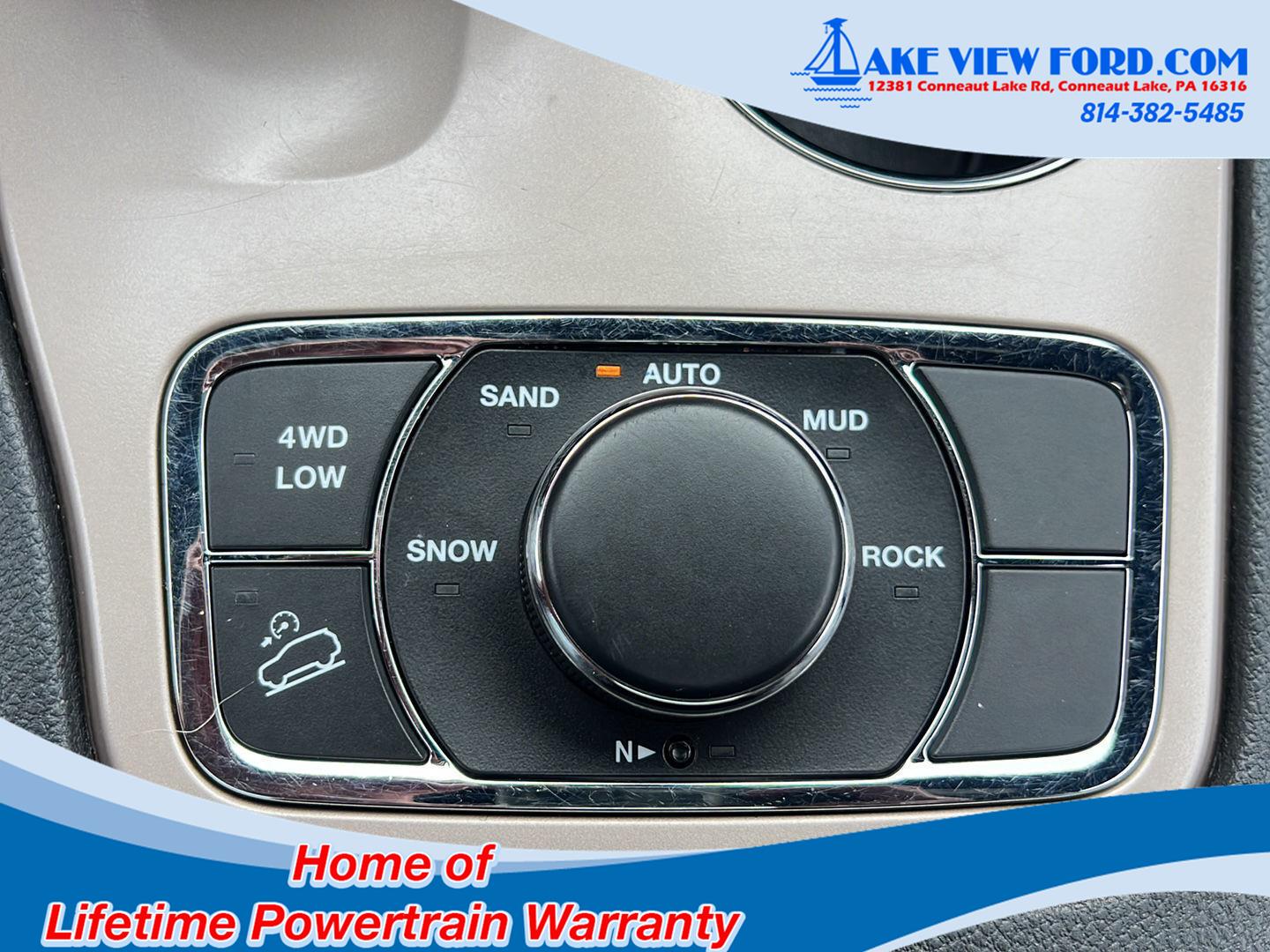 2015 Jeep Grand Cherokee Limited at Humes CDJR