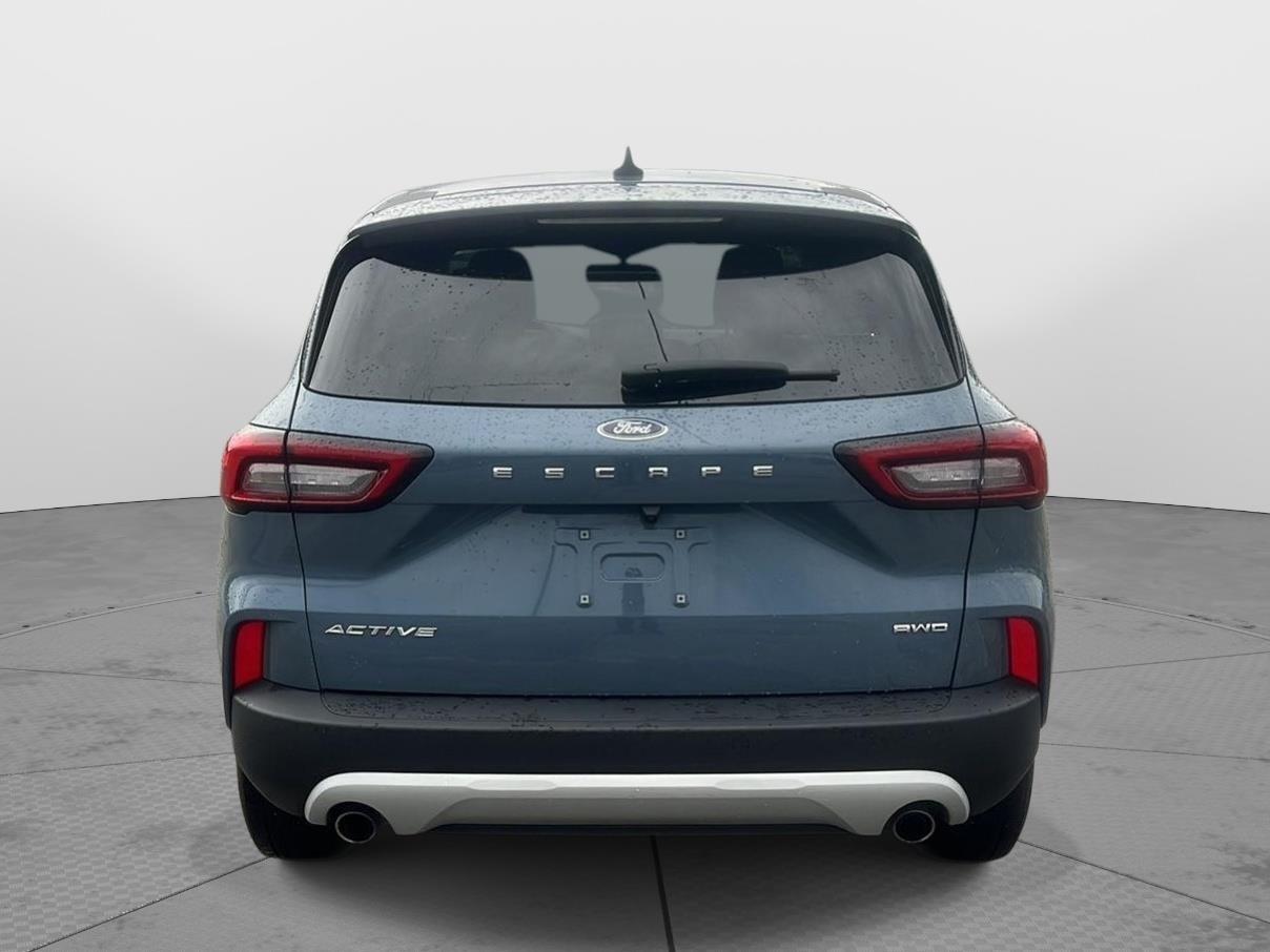 2023 Ford Escape photo 7 of 39