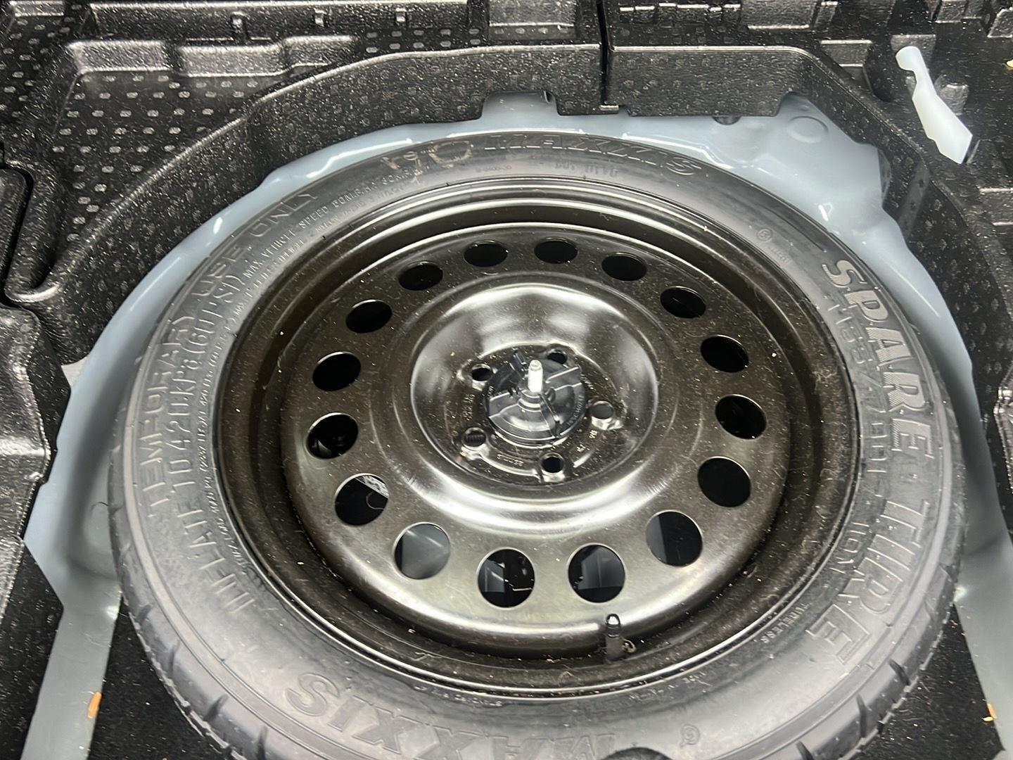2023 Ford Escape photo 11 of 39