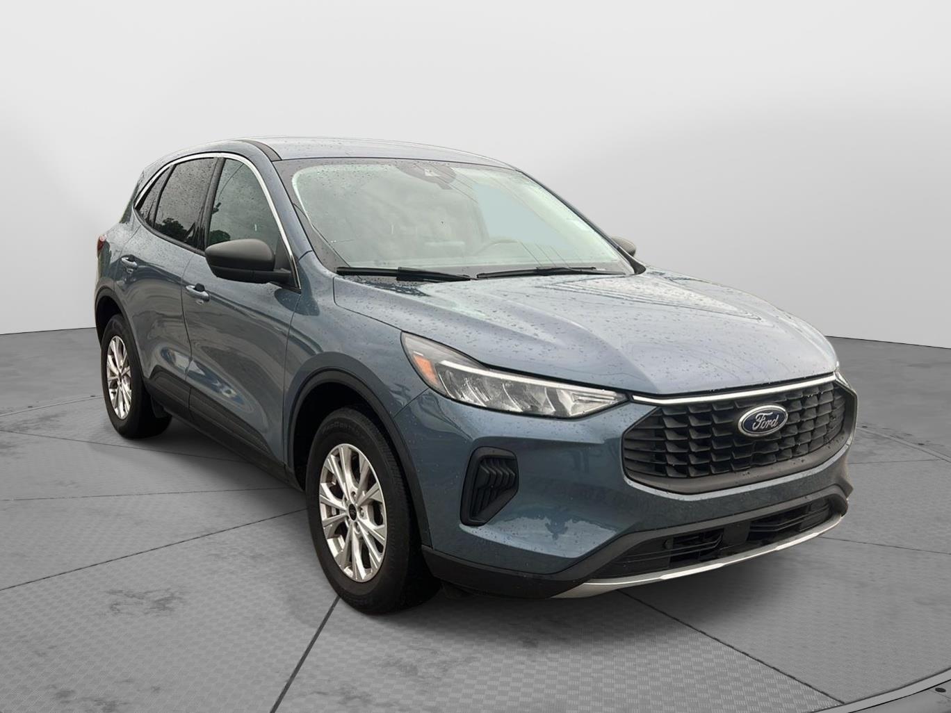 2023 Ford Escape photo 14 of 39