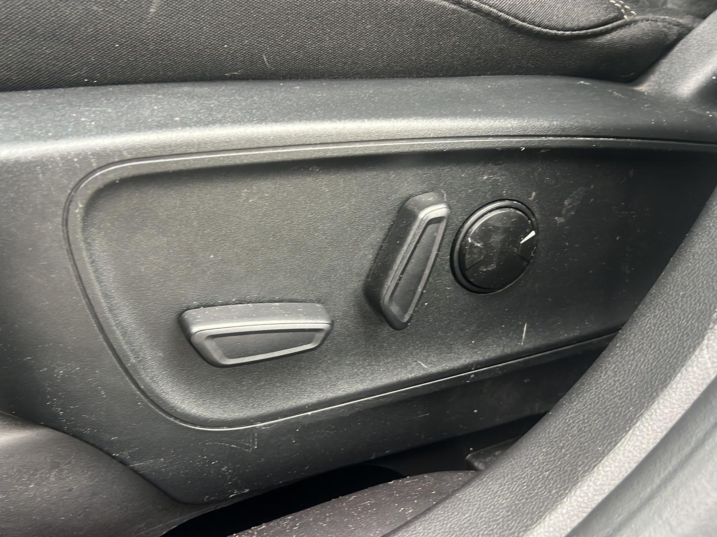 2023 Ford Escape photo 20 of 39